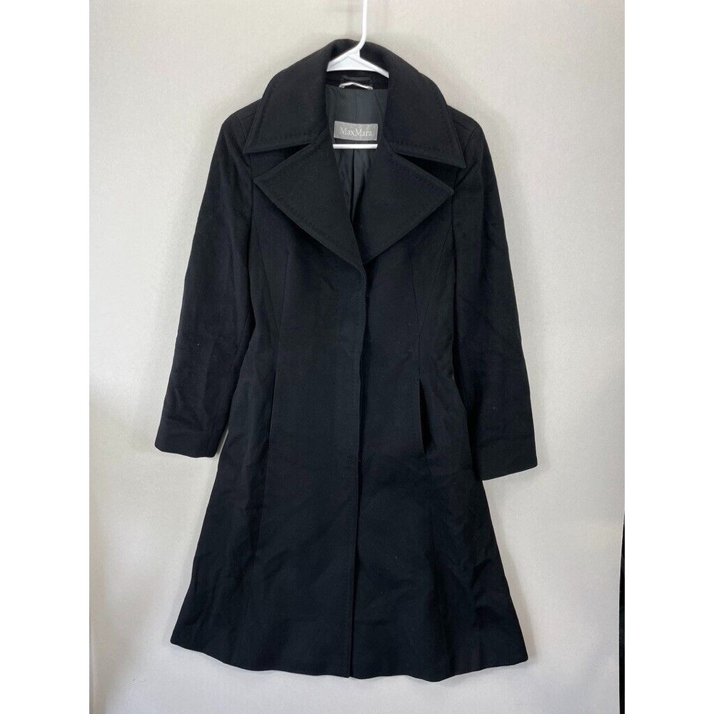 MaxMara Wome's Black Wool Pea Coat Three Buttons Size 8